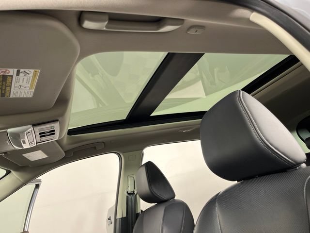 Used 2023 Nissan Rogue Platinum w/ Platinum Premium Package FWD image 34