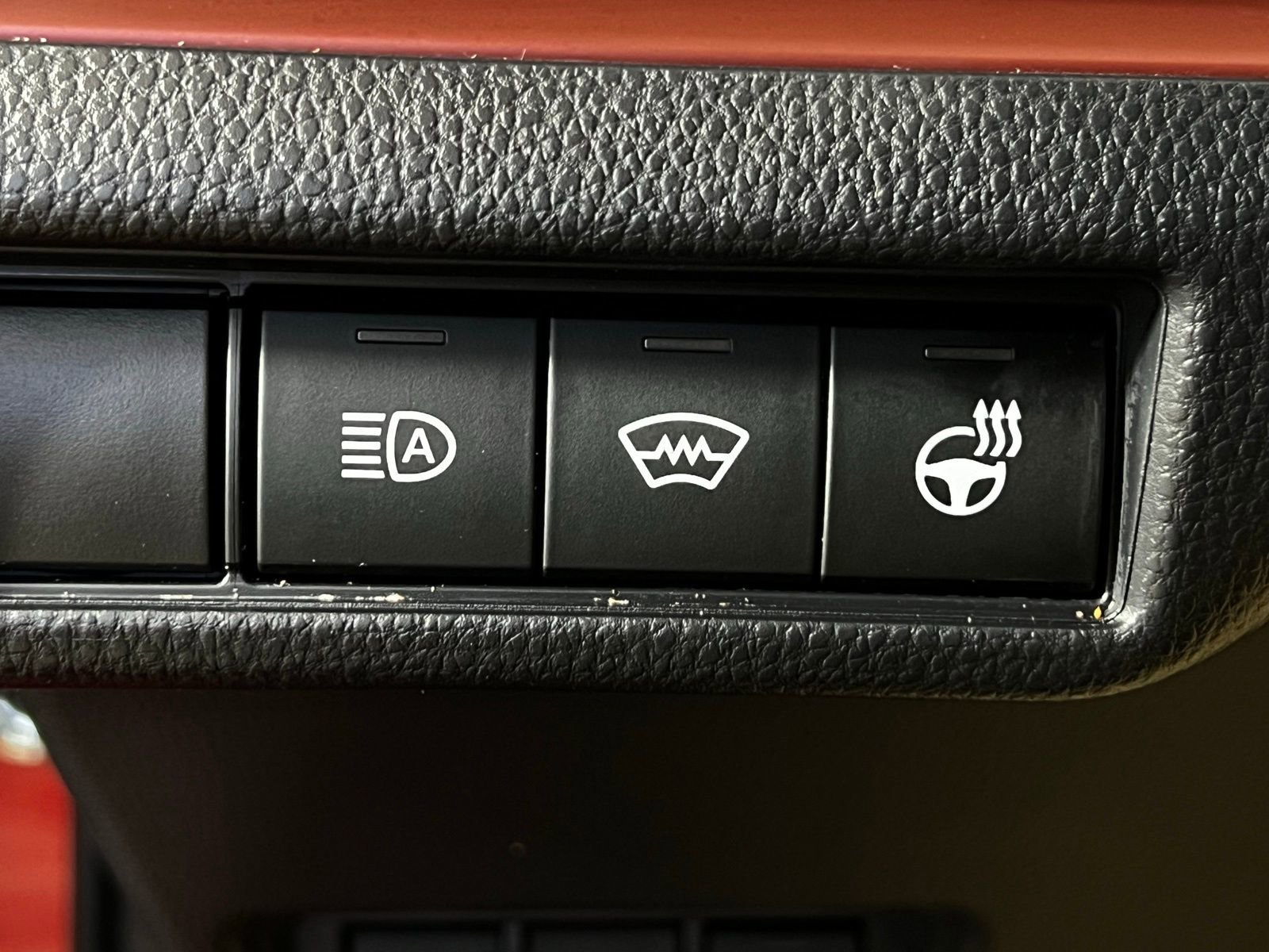 Certified 2024 Toyota Prius Prime XSE image 22