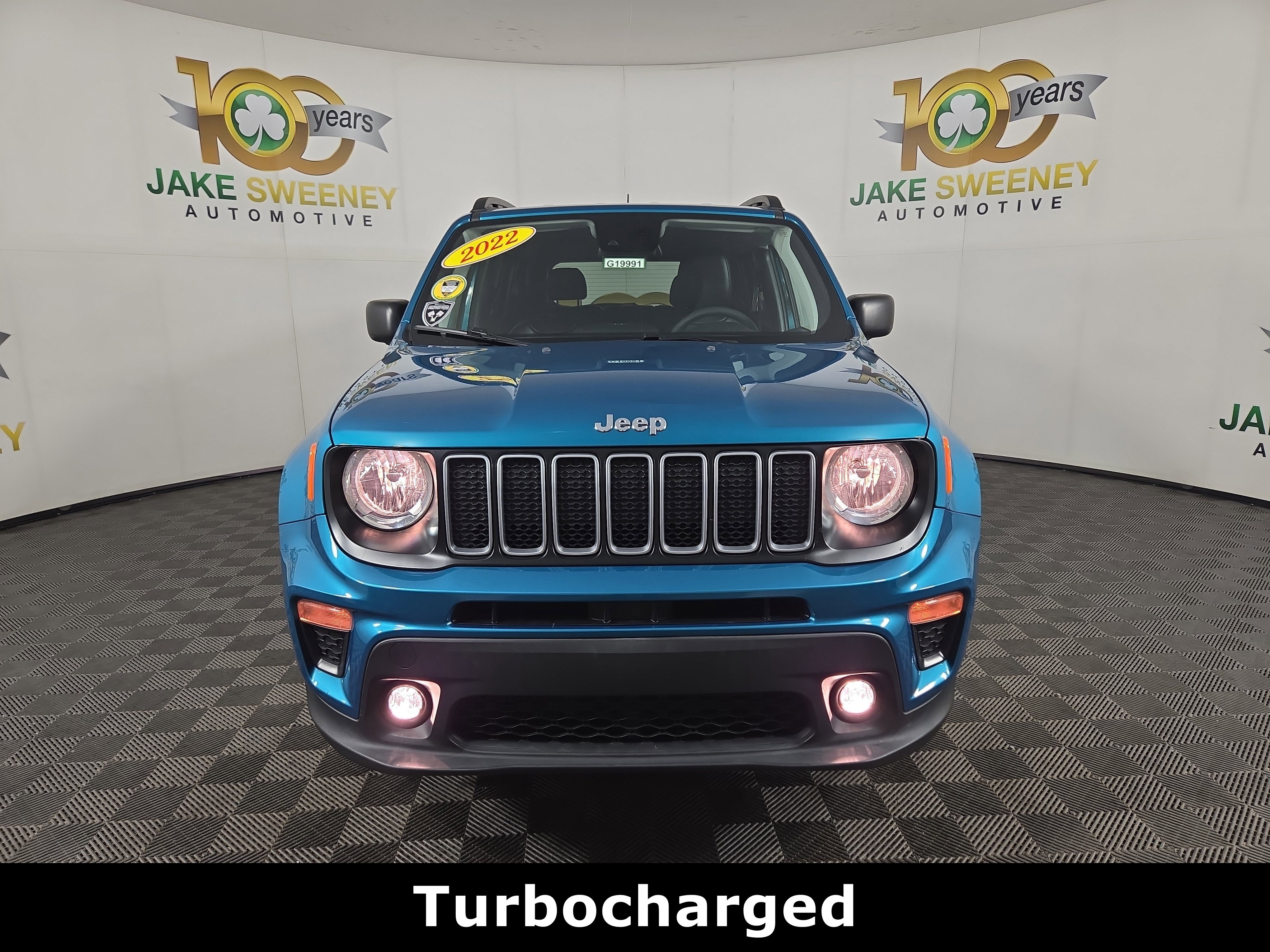 Used 2022 Jeep Renegade Latitude image 2