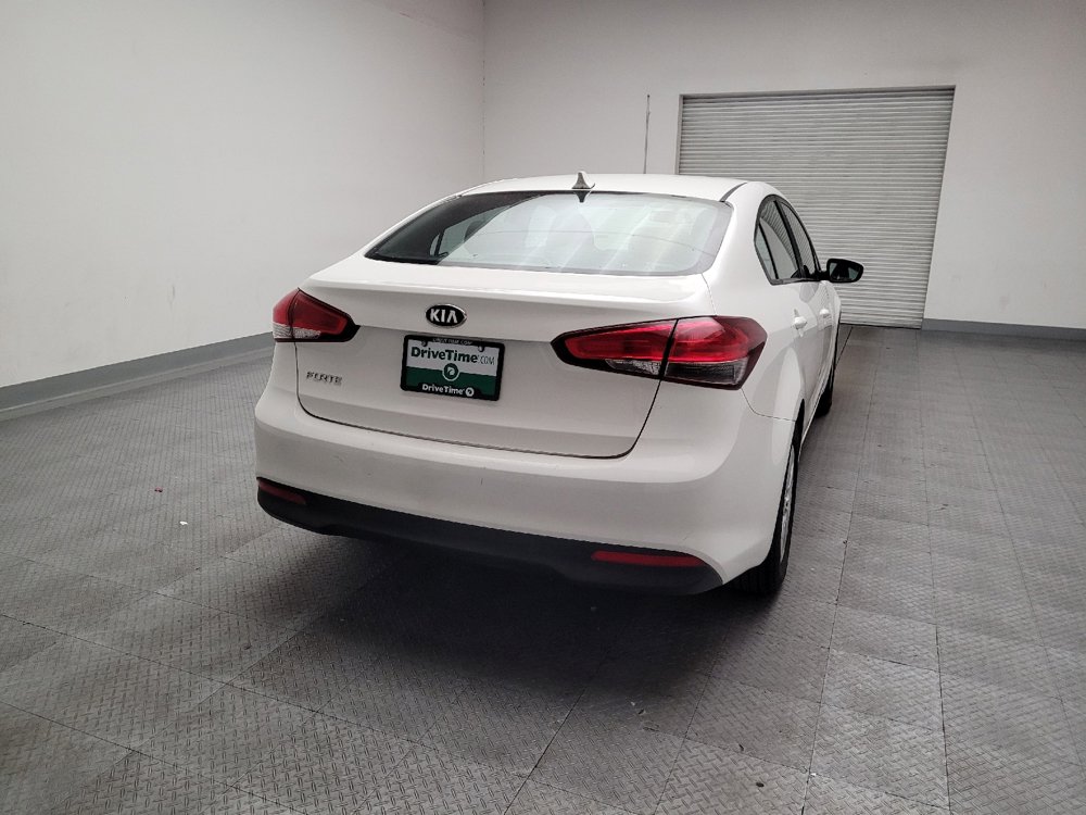 Used 2018 Kia Forte LX FWD image 7