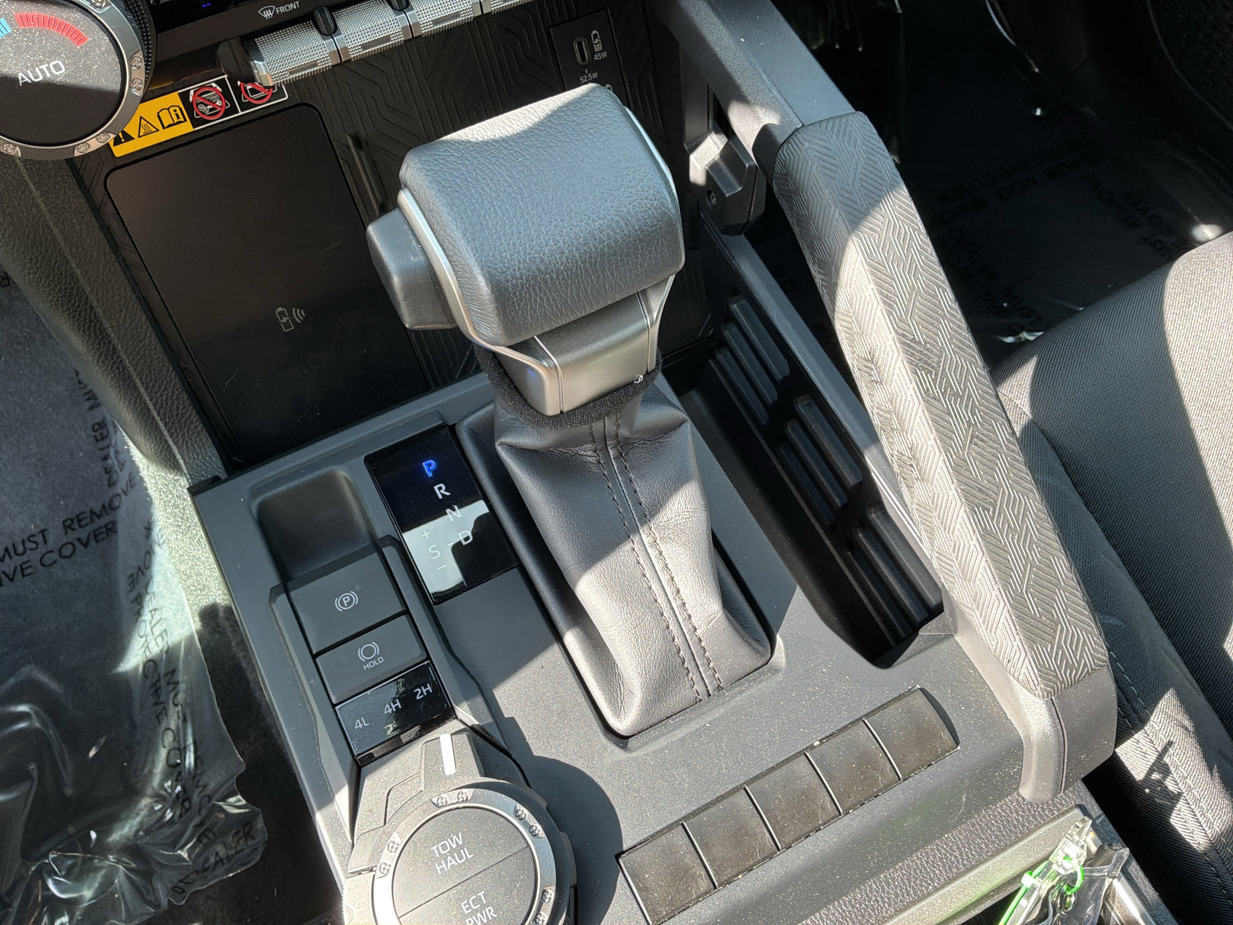 Used 2024 Toyota Tacoma SR5 AWD/4WD image 26
