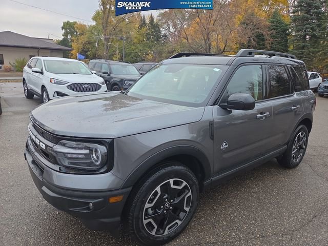 Certified 2023 Ford Bronco Sport Outer Banks image 1