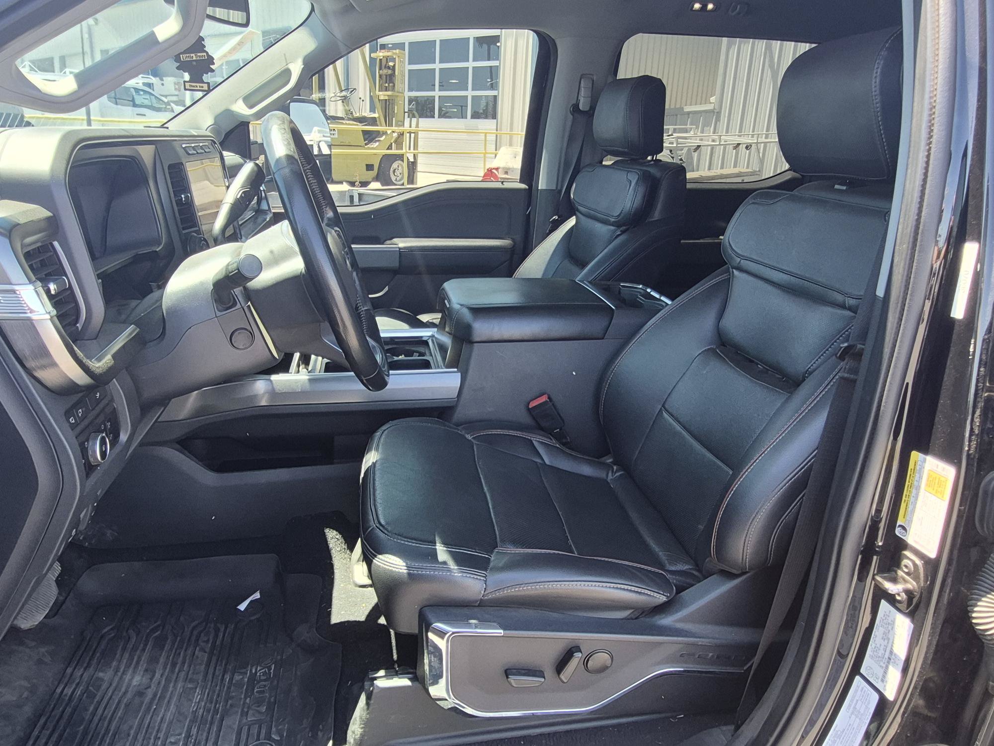 Used 2023 Ford F450 Lariat w/ Lariat Ultimate Package AWD/4WD image 7