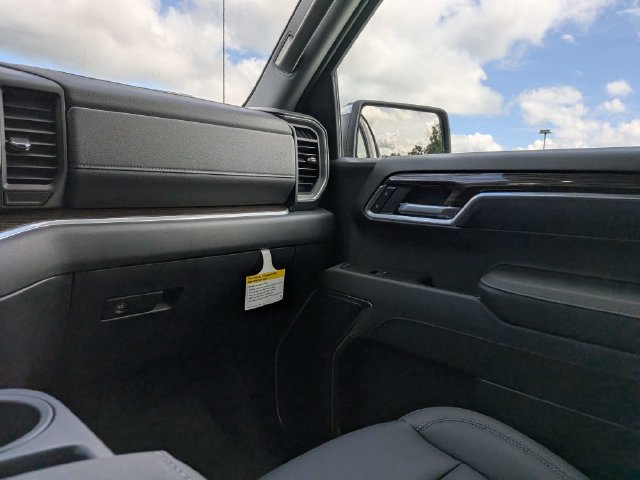 New 2026 Chevrolet Silverado 1500 LT w/ Z71 Off-Road Package AWD/4WD image 19