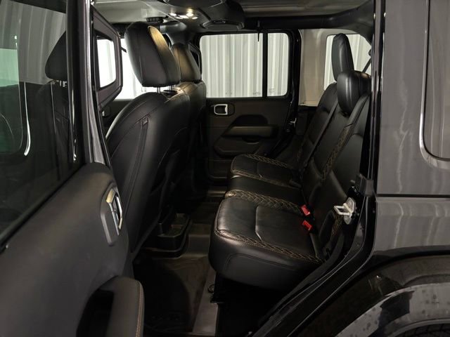Used 2022 Jeep Wrangler Unlimited Sahara image 9