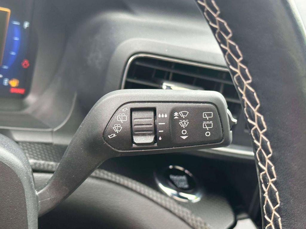 Used 2023 Ford Explorer ST w/ Equipment Group 401A image 24