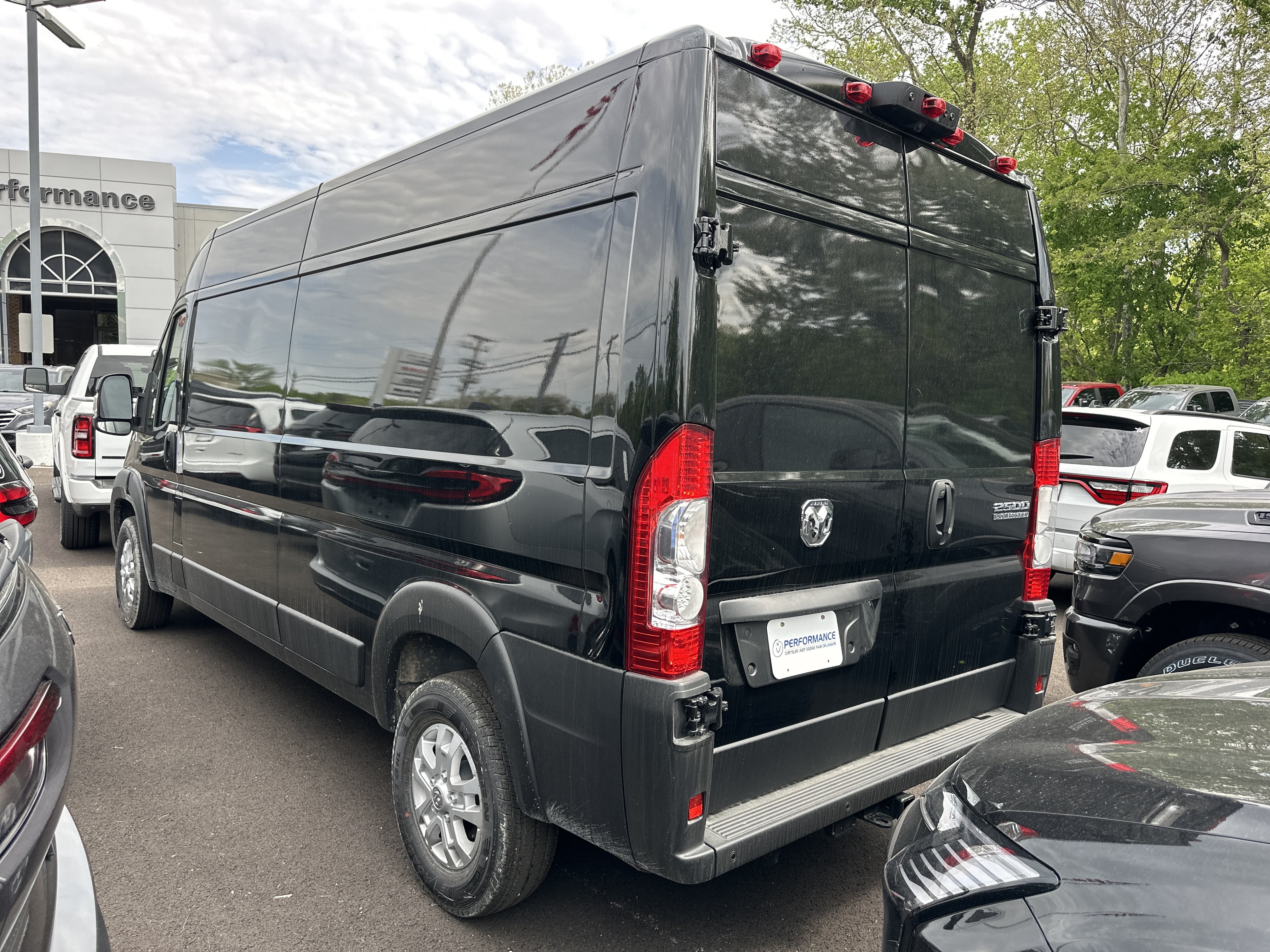 New 2026 RAM ProMaster 2500 w/ Quick Order Package 22G SLT FWD image 23