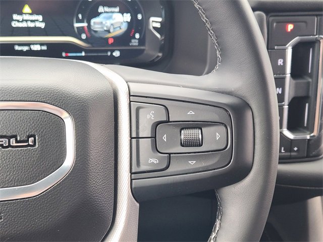 Used 2023 GMC Yukon Denali w/ LPO, Floor Liner Package image 29