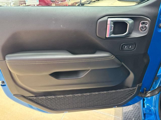 Used 2024 Jeep Wrangler Unlimited Sahara AWD/4WD image 25