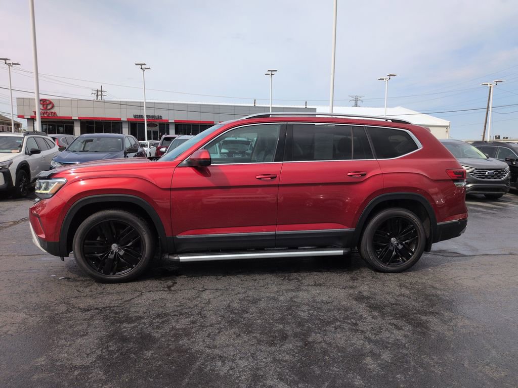 Used 2021 Volkswagen Atlas SEL Premium AWD/4WD image 2