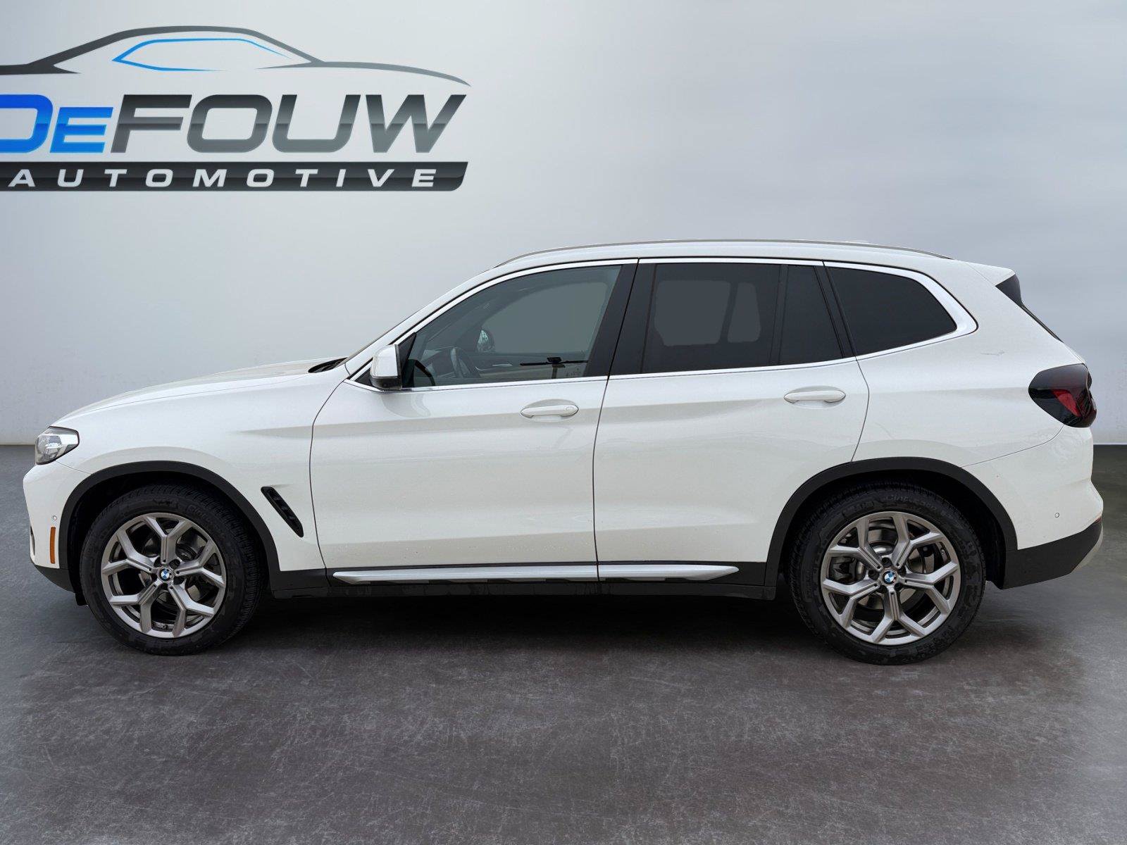 Used 2023 BMW X3 xDrive30i w/ Premium Package w/ZPA AWD/4WD image 10