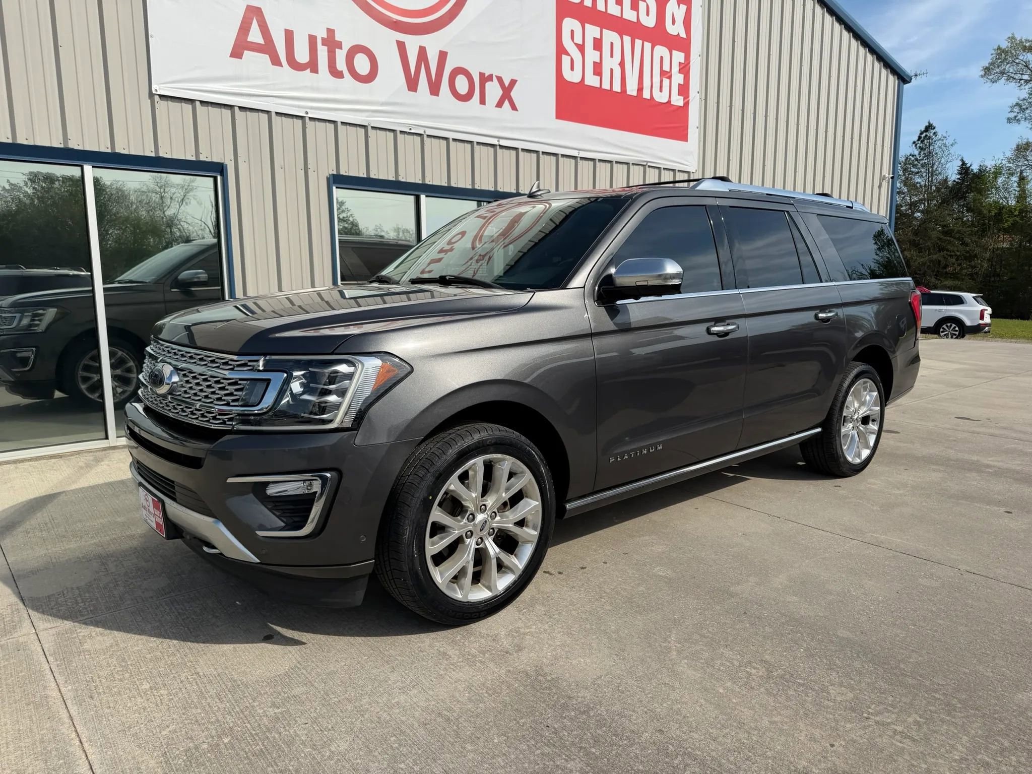 Used 2018 Ford Expedition Max Platinum image 38