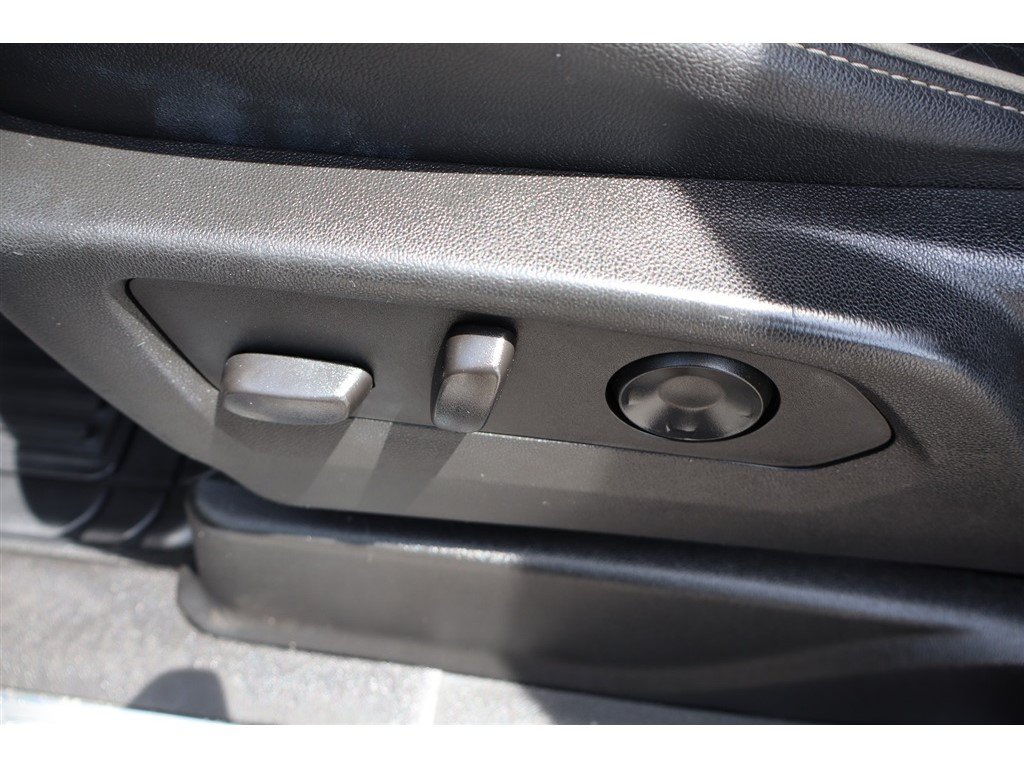 Used 2021 Chevrolet Tahoe Premier AWD/4WD image 21