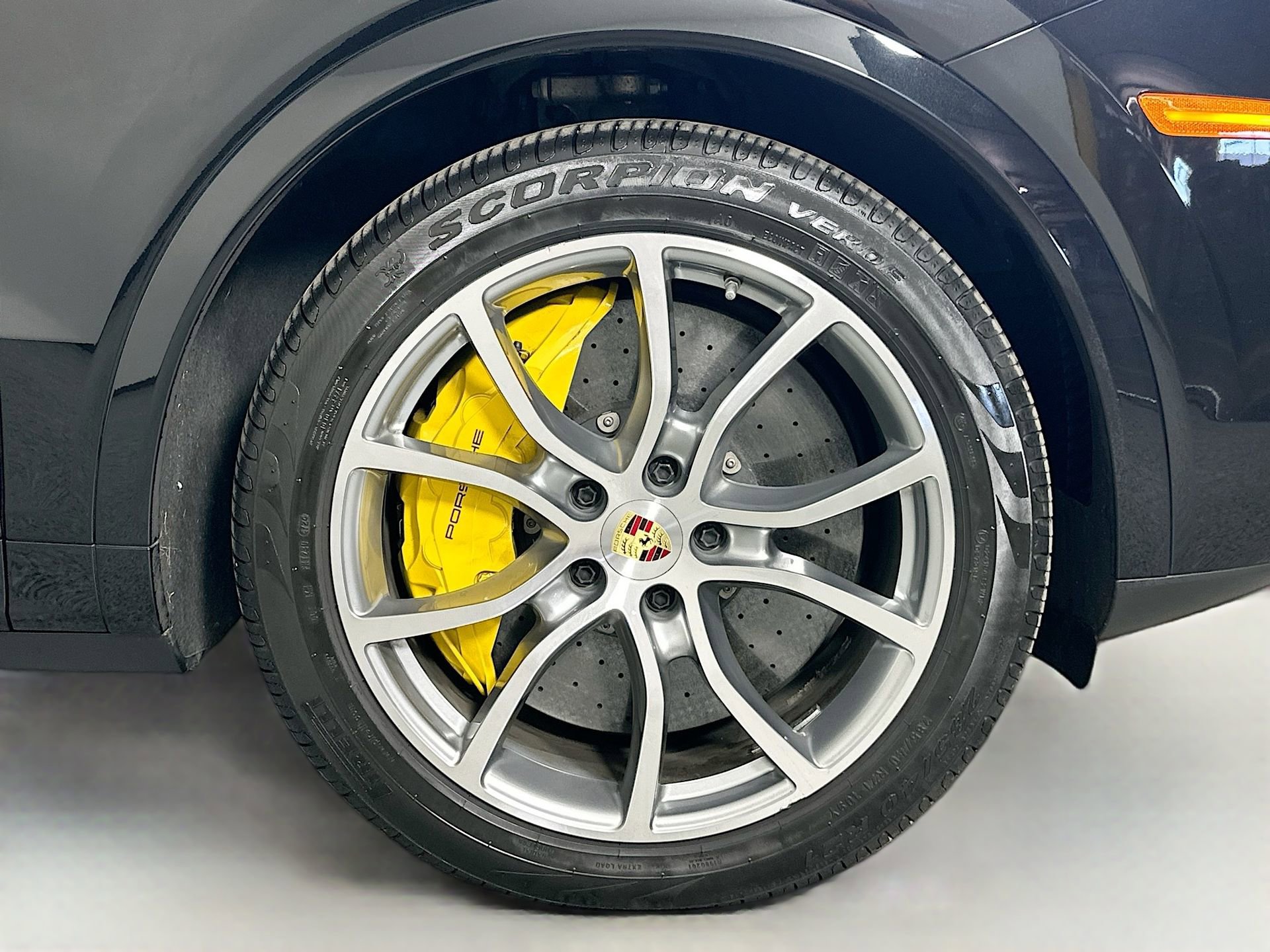 Certified 2023 Porsche Cayenne Turbo S image 14