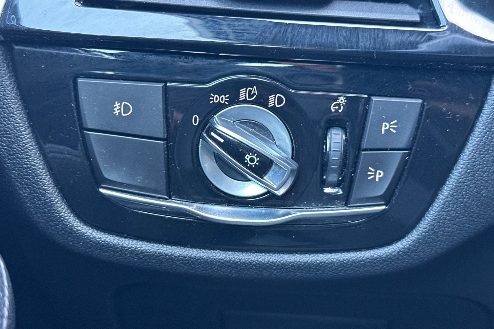 Used 2018 BMW 530i image 36