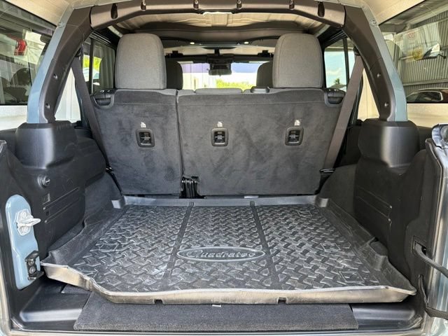 Used 2024 Jeep Wrangler Unlimited Sport AWD/4WD image 17