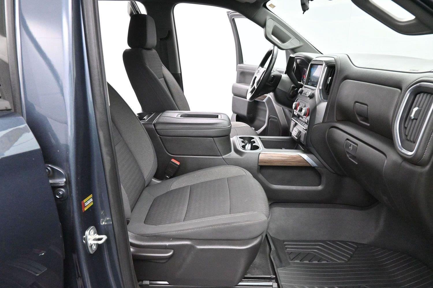 Used 2021 Chevrolet Silverado 1500 RST AWD/4WD image 29