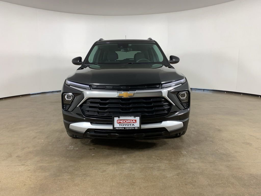 Used 2025 Chevrolet TrailBlazer LT image 3