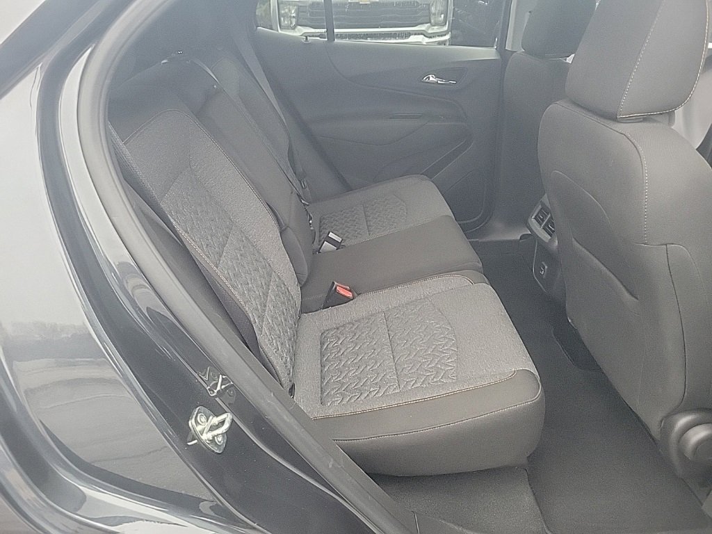Used 2023 Chevrolet Equinox LT image 28
