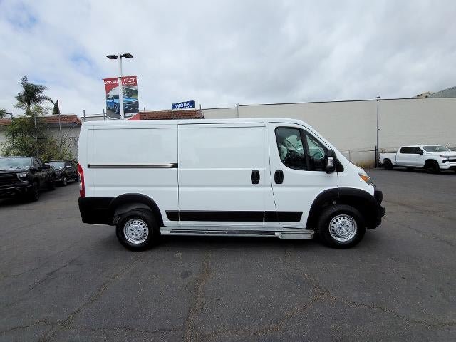 Used 2025 RAM ProMaster 2500 w/ U-Haul Equipment Group FWD image 9
