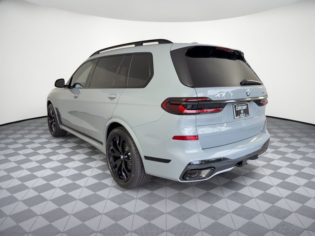 New 2027 BMW X7 xDrive40i w/ M Sport Package AWD/4WD image 3