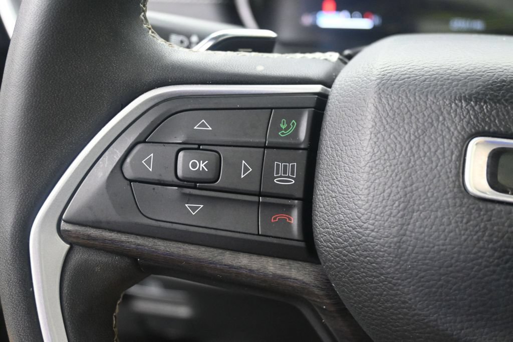 Used 2023 Jeep Grand Cherokee L Limited RWD image 22