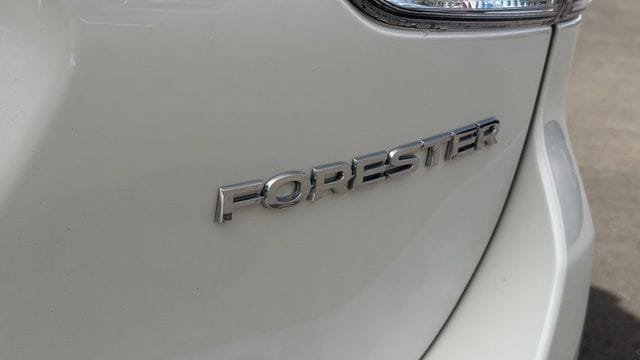 Used 2024 Subaru Forester AWD/4WD image 10