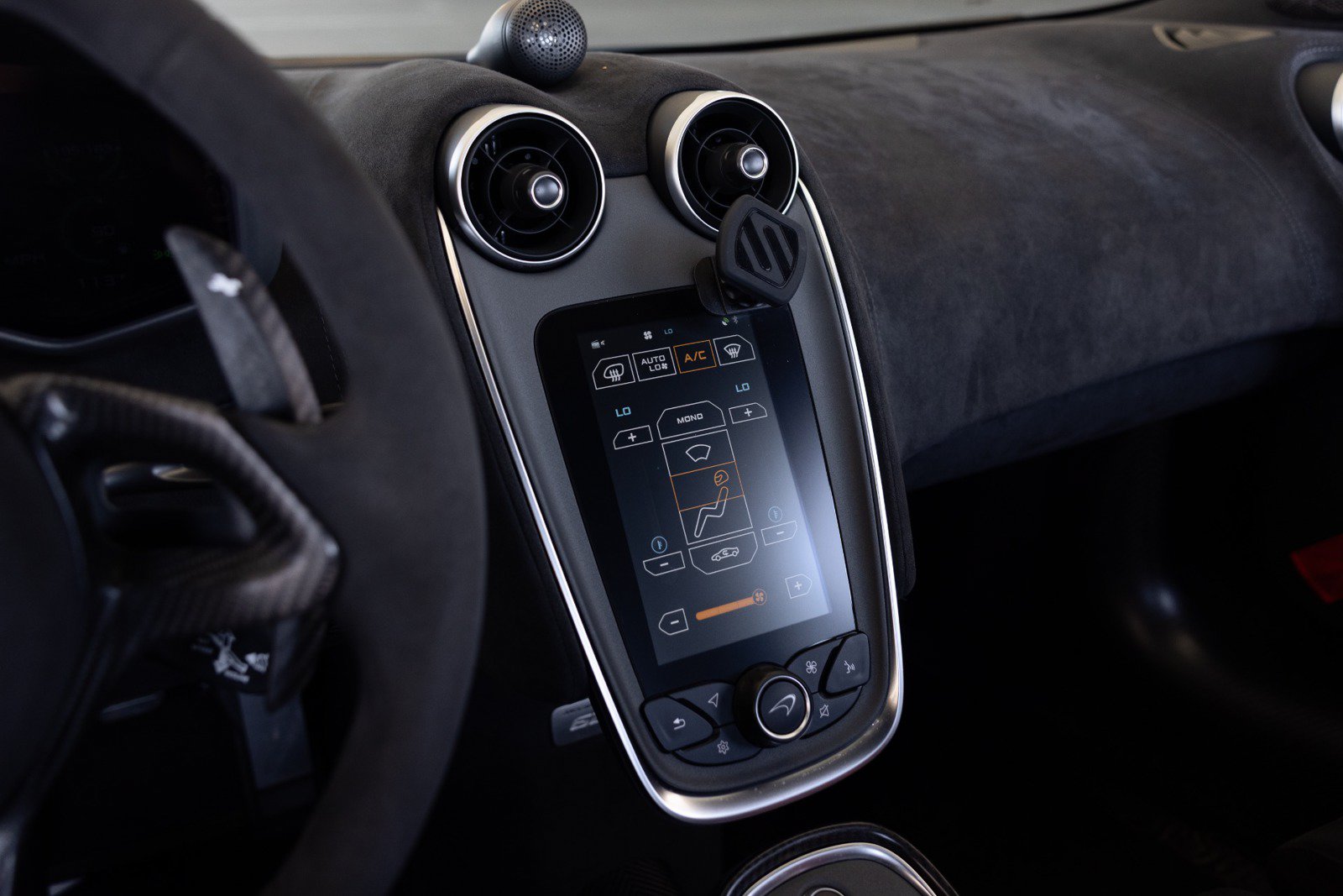 Used 2020 McLaren 620R RWD image 49