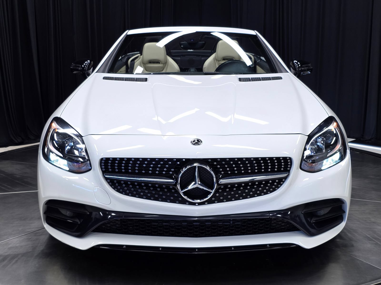 Used 2019 Mercedes-Benz SLC 300 image 44