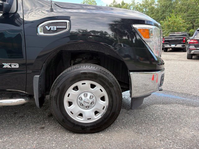 Used 2018 Nissan Titan SV AWD/4WD image 35