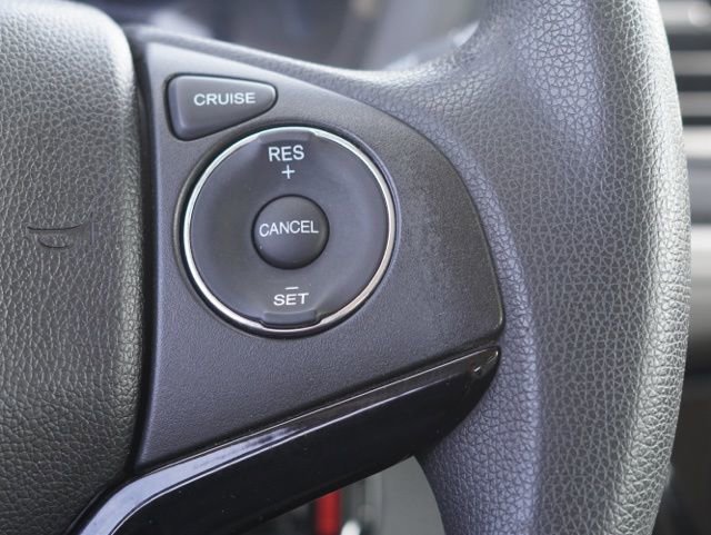 Used 2017 Honda HR-V LX image 11
