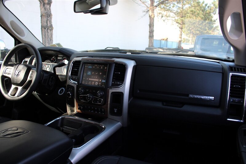 Used 2016 RAM 2500 Laramie w/ Convenience Group AWD/4WD image 39