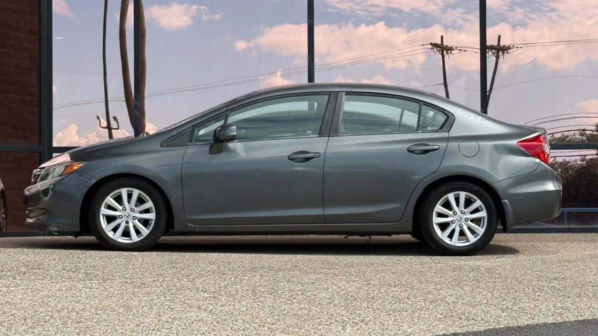 Used 2012 Honda Civic LX image 5