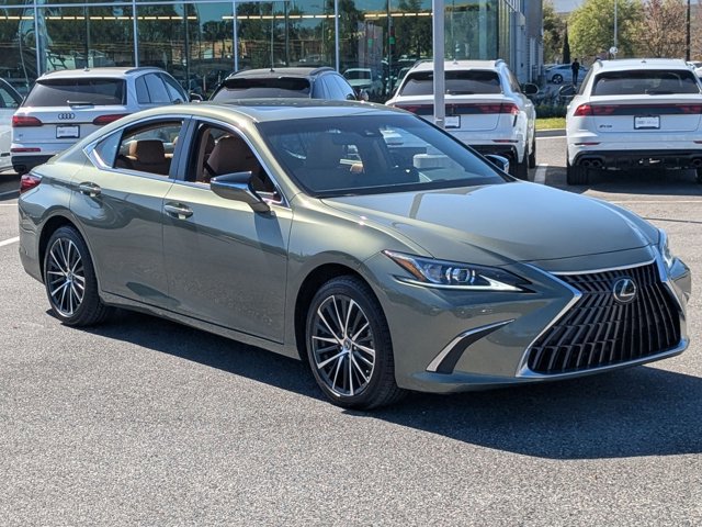 Used 2024 Lexus ES 350 w/ Premium Package image 3