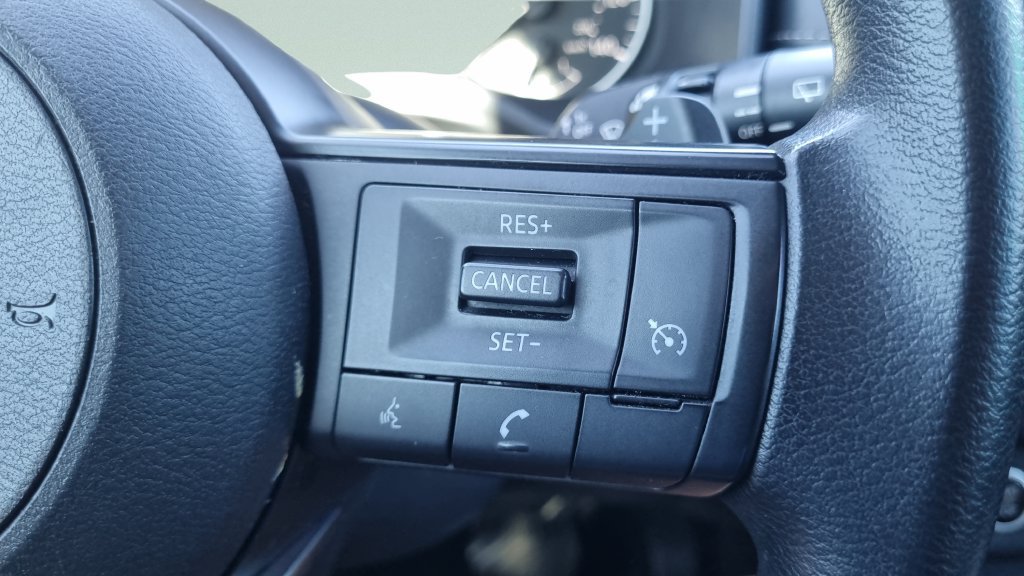 Used 2022 Nissan Rogue S FWD image 22