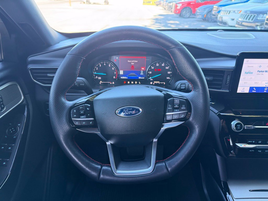 Certified 2023 Ford Explorer ST-Line w/ Class IV Trailer Tow Package AWD/4WD image 16