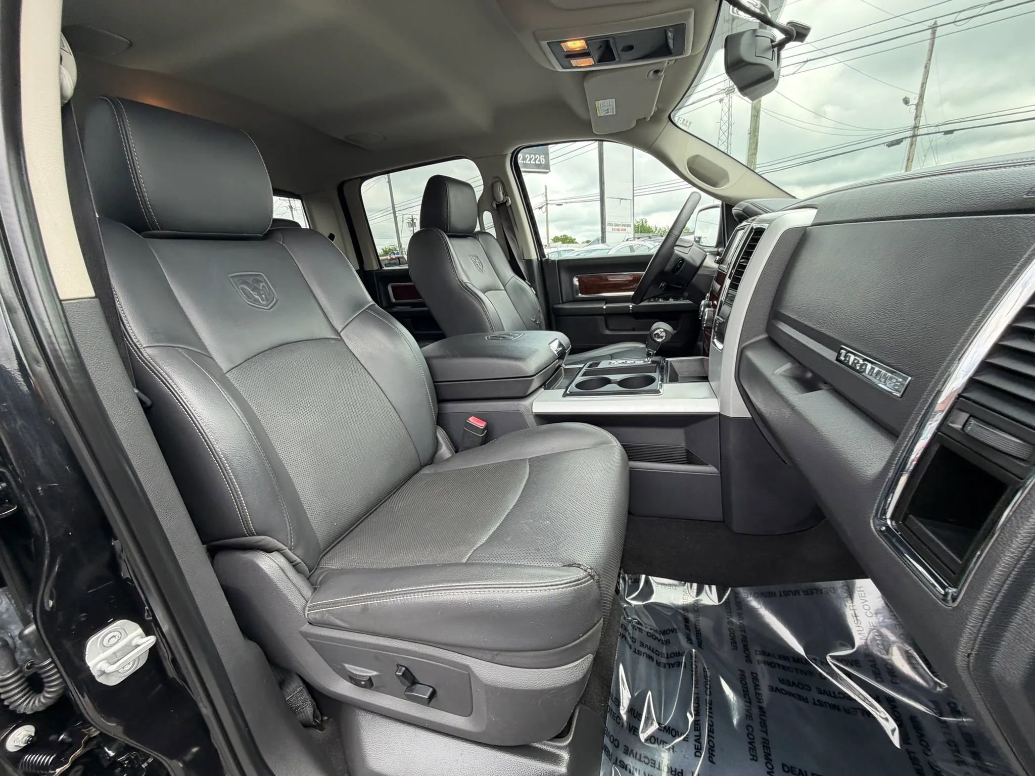 Used 2009 Dodge Ram 1500 Truck Laramie AWD/4WD image 14