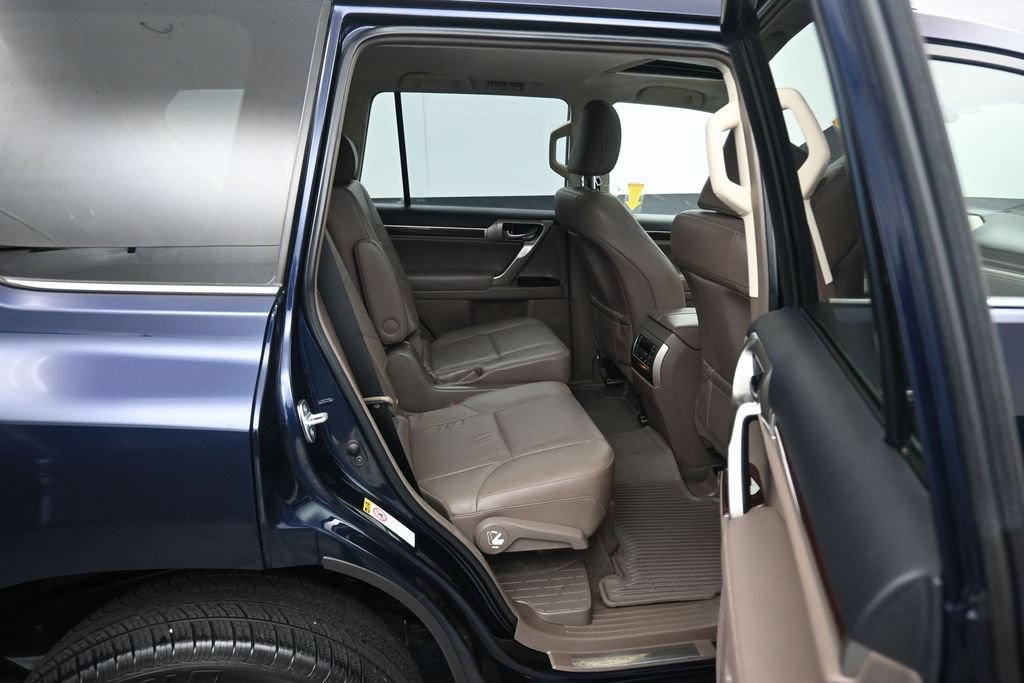 Used 2019 Lexus GX 460 Premium AWD/4WD image 43