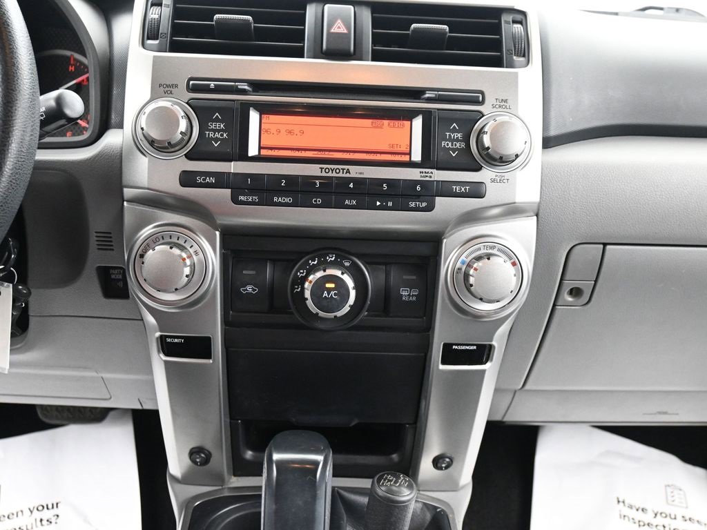 Used 2011 Toyota 4Runner SR5 w/ Convenience Pkg image 22