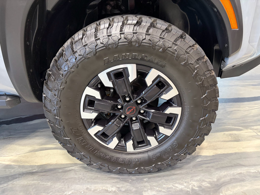 Used 2022 Nissan Frontier PRO-4X w/ Off-Road Protection Package AWD/4WD image 26