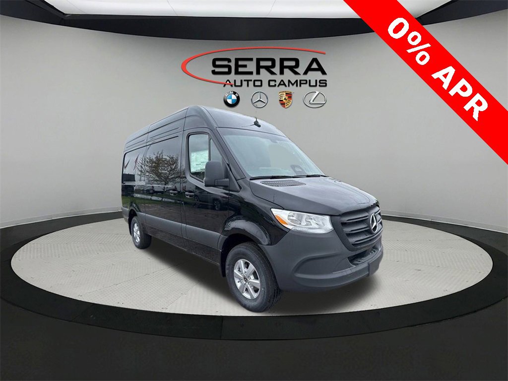 Used 2025 Mercedes-Benz Sprinter 2500 image 1