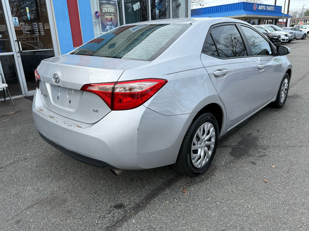 Used 2018 Toyota Corolla LE image 5