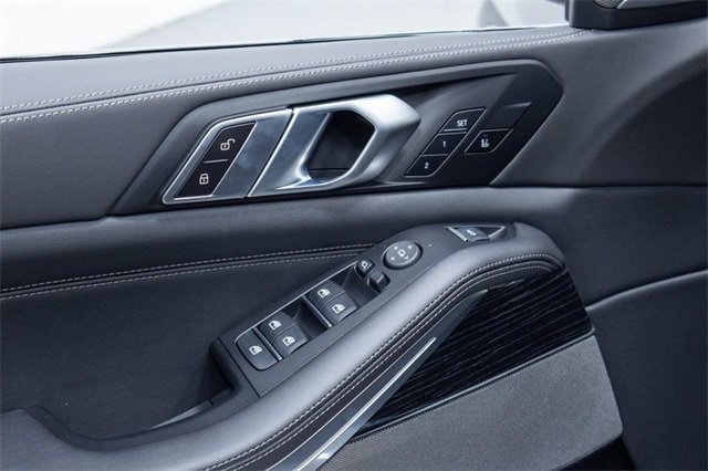 New 2026 BMW X5 xDrive40i w/ M Sport Package image 15