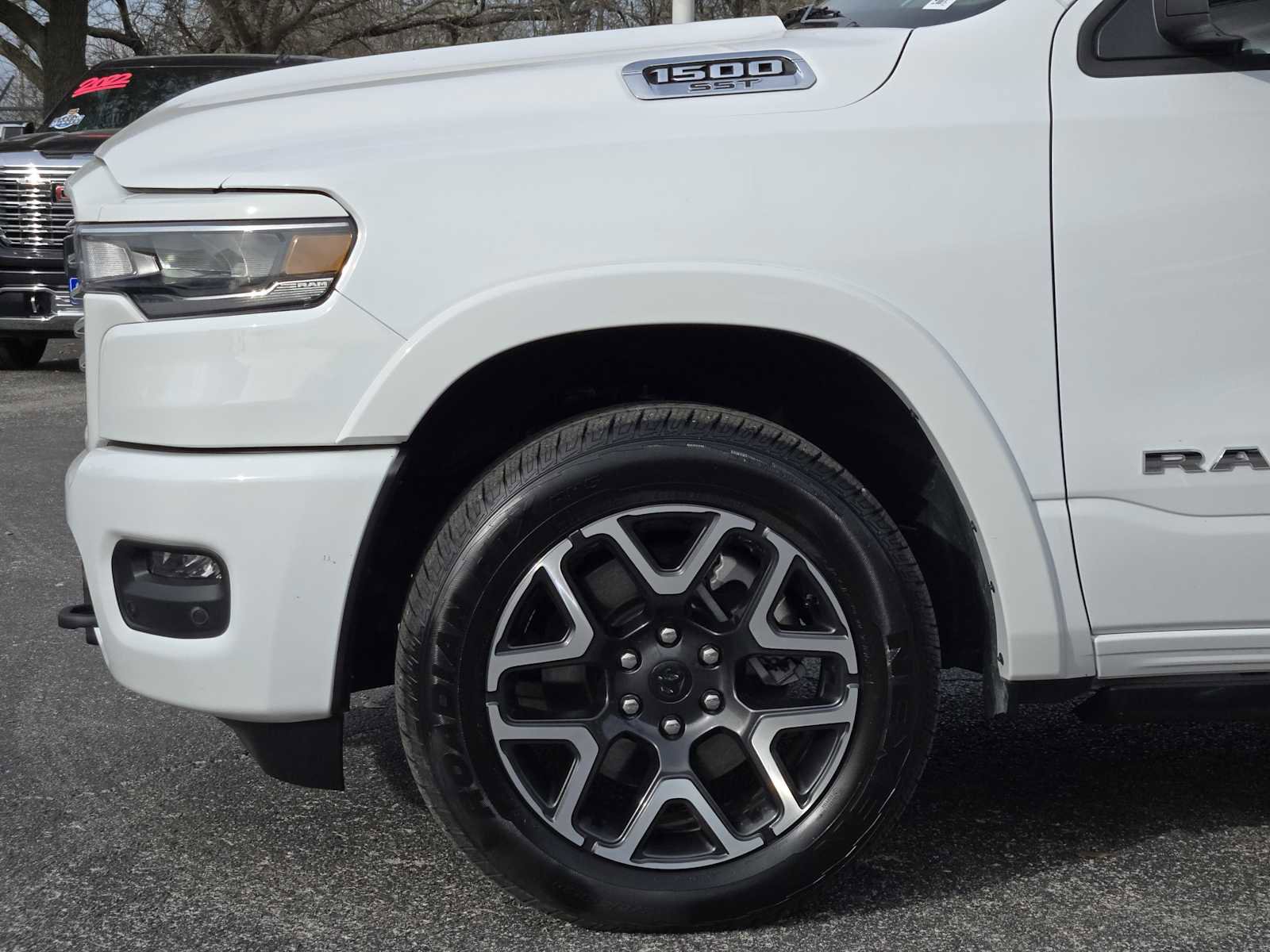 Used 2025 RAM 1500 Laramie w/ Laramie Southwest Edition image 8