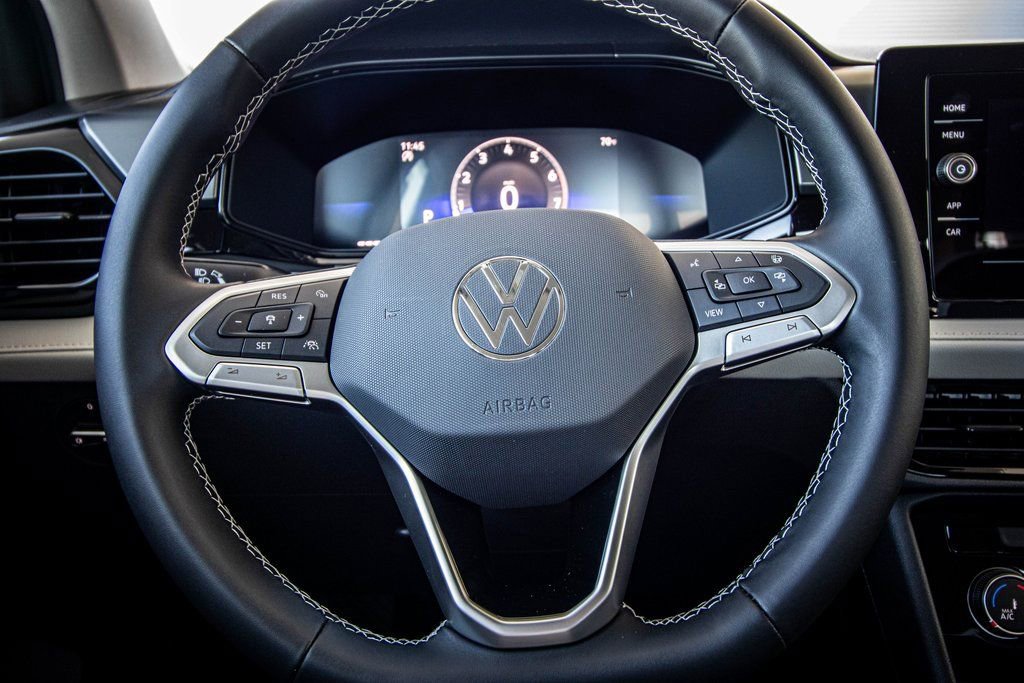 New 2026 Volkswagen Taos S FWD image 32