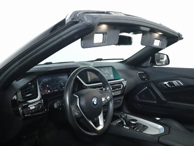 Used 2020 BMW Z4 sDrive30i w/ Convenience Package RWD image 22