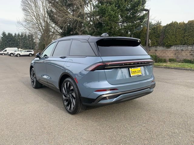 New 2026 Lincoln Nautilus Reserve image 3