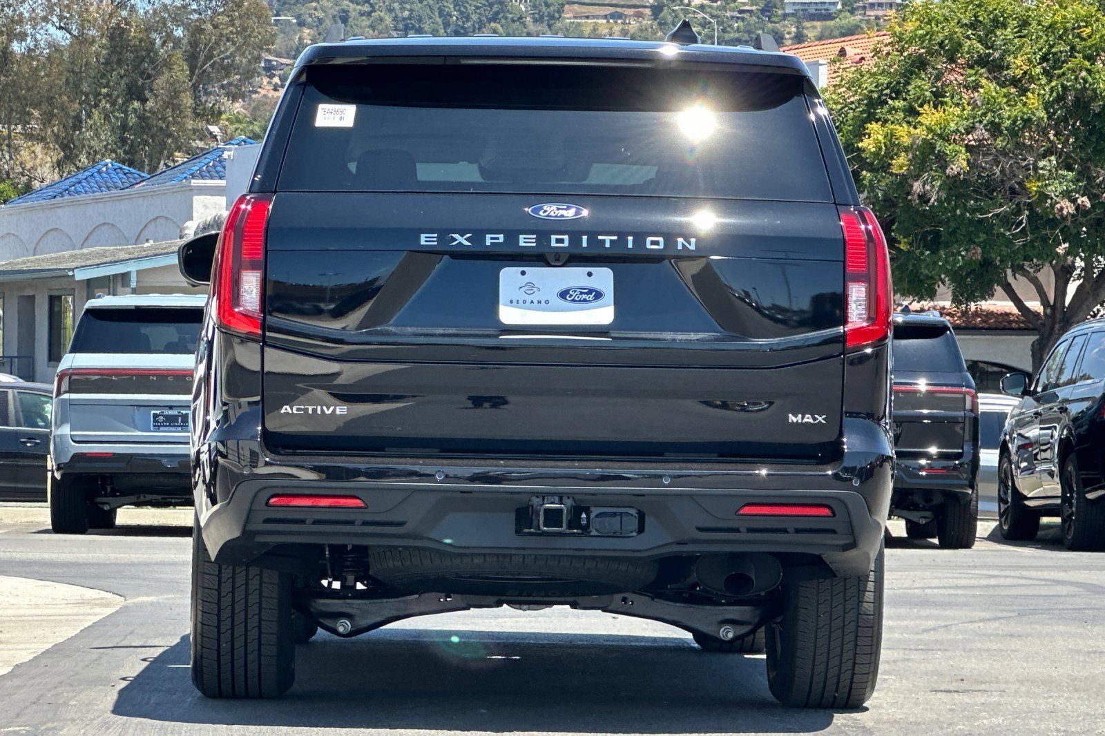 New 2026 Ford Expedition Max Active RWD image 4