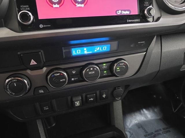Certified 2022 Toyota Tacoma TRD Off-Road AWD/4WD image 21