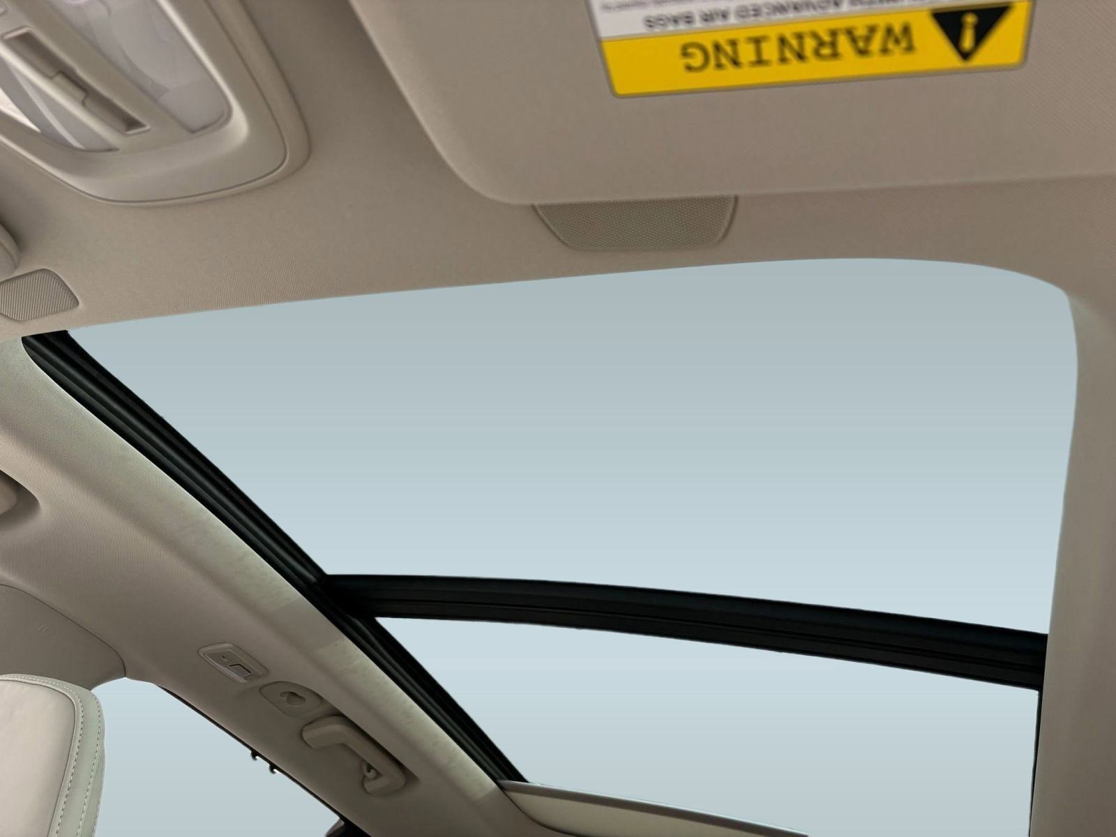 New 2026 Volvo XC90 T8 Ultra image 16